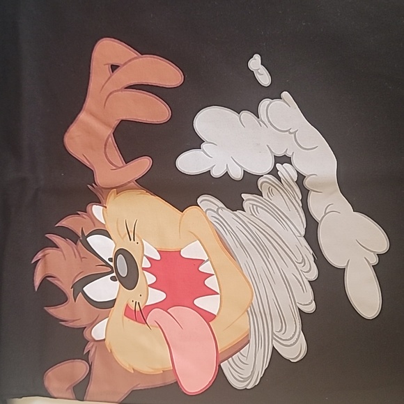Staple Pigeon x Looney Tunes Collaboration Men's Short Sleeve Graphic Tee Size M - Picture 6 of 12